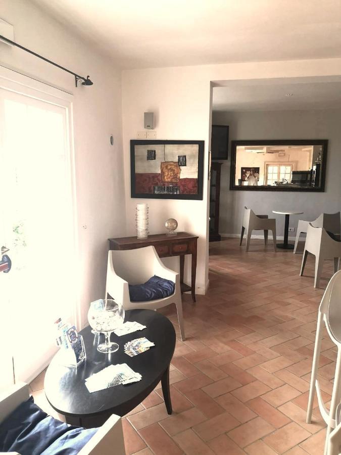 Hotel Horizon Elba ポルトフェッラーイオ エクステリア 写真