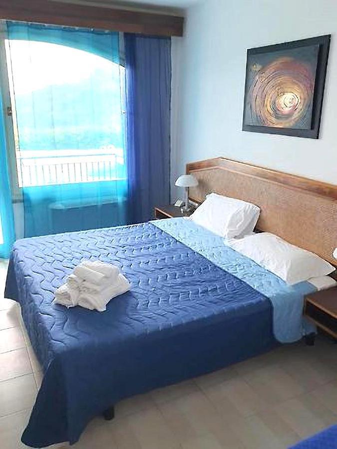 Hotel Horizon Elba ポルトフェッラーイオ エクステリア 写真